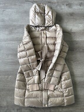 Michael Kors Taupe packable down fill jacket with hoodie, belt and Gold Logo